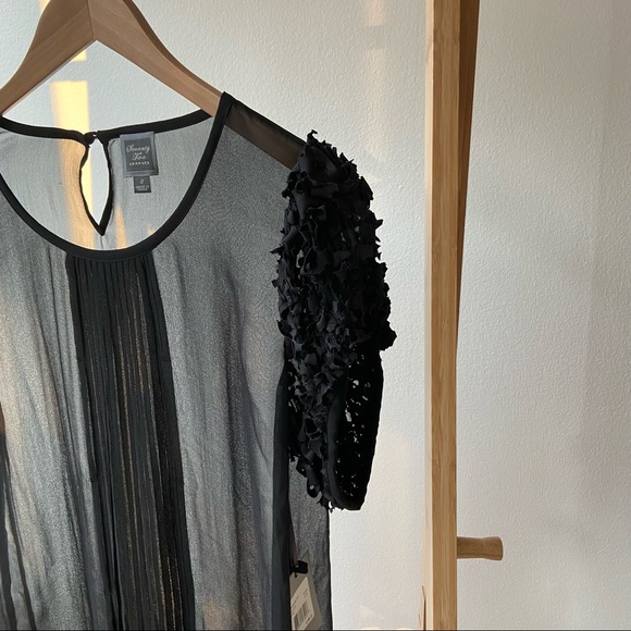 SEVENTY-TWO CHANGES Delicate Sheer Top - Picture 5 of 12